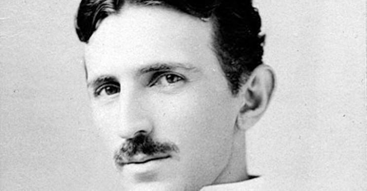 Tesla-Nikola-Facts_resize_md (1).jpg